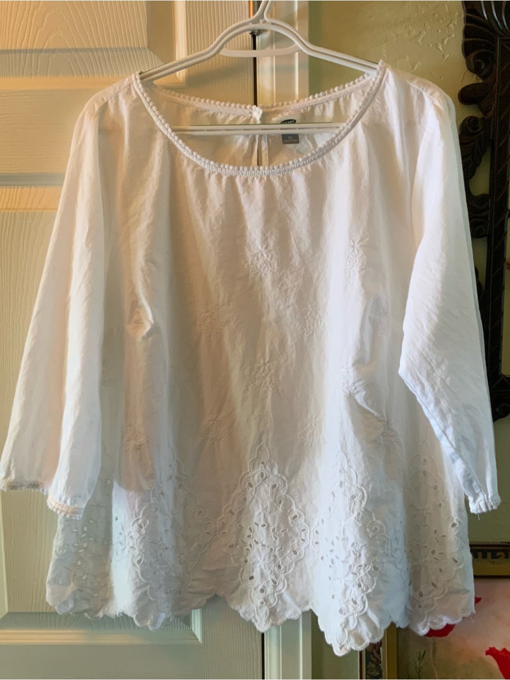 Old Navy White Embroidered Peasant Tunic